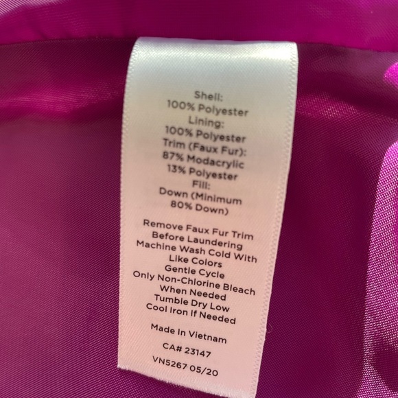 Talbots Red Puffer Vest! - Picture 6 of 7